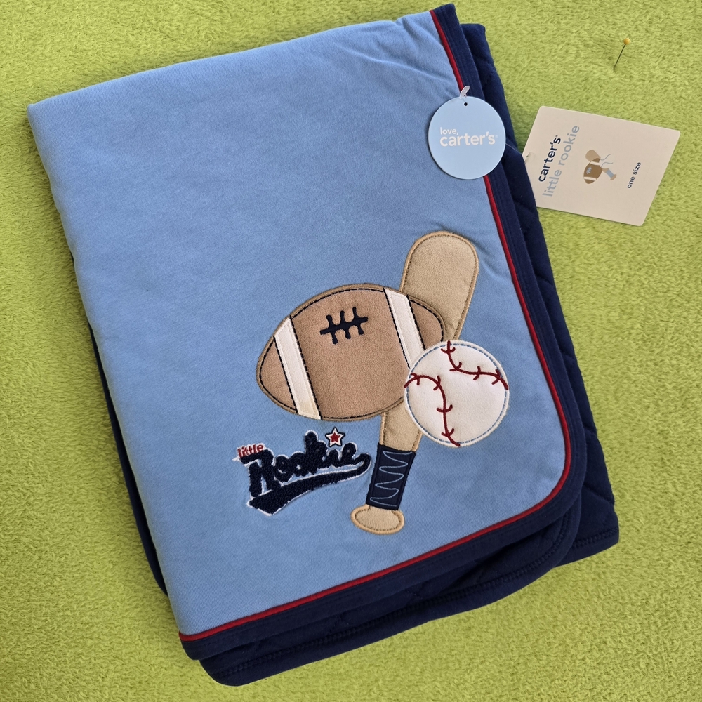 NWT 28x34 IN  Baby BOYS Sports BLANKET Quilted BASEBALL FOOTBALL BLUE & RED (M4)